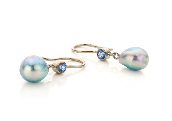 Pearl News August 30th: Blue Akoya Pearl Edition