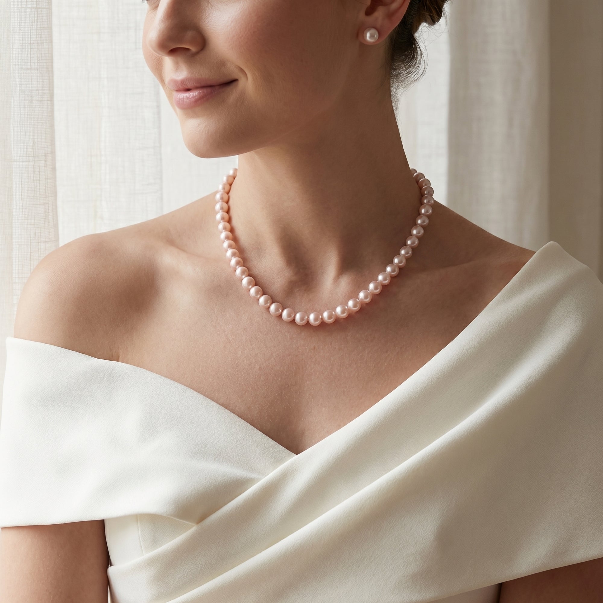 White Japanese Hanadama Akoya Pearl Necklace, 8.5-9.0mm