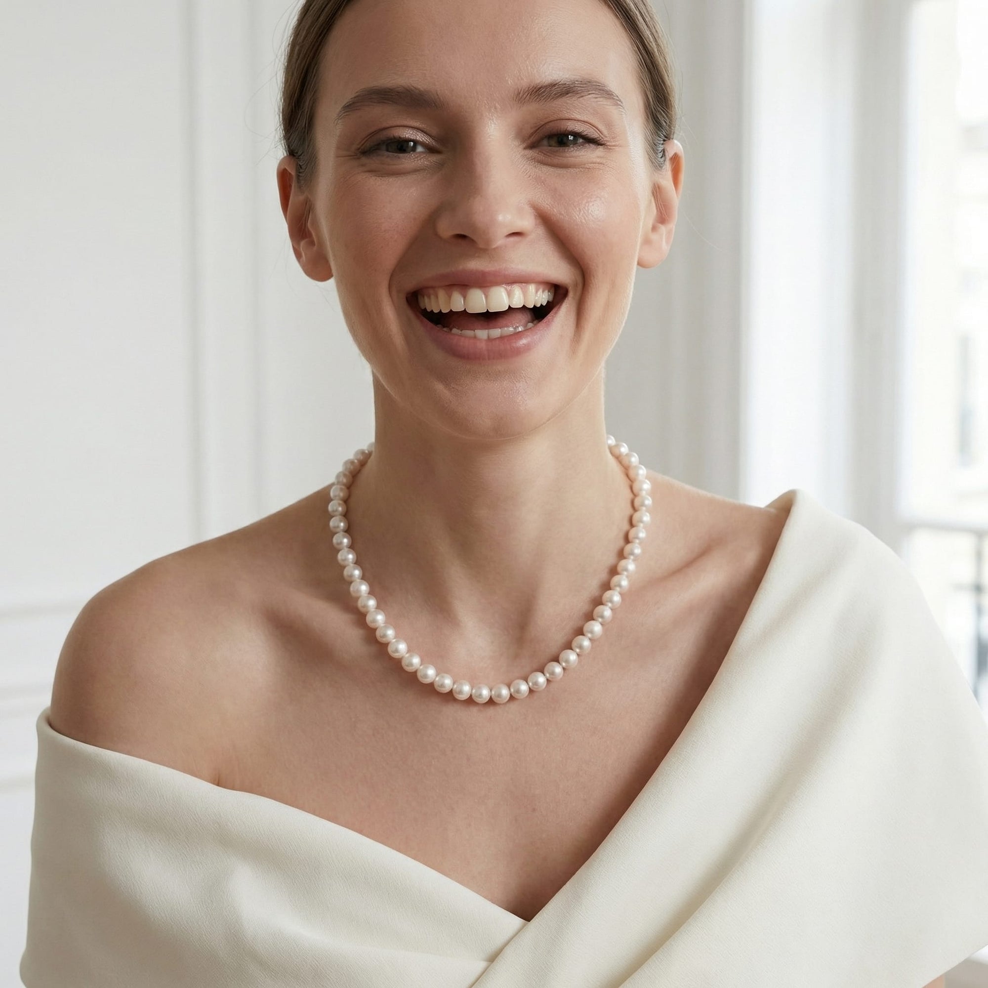 Hanadama Japanese White Akoya Graduated Pearl Necklace, 6.0-9.0mm