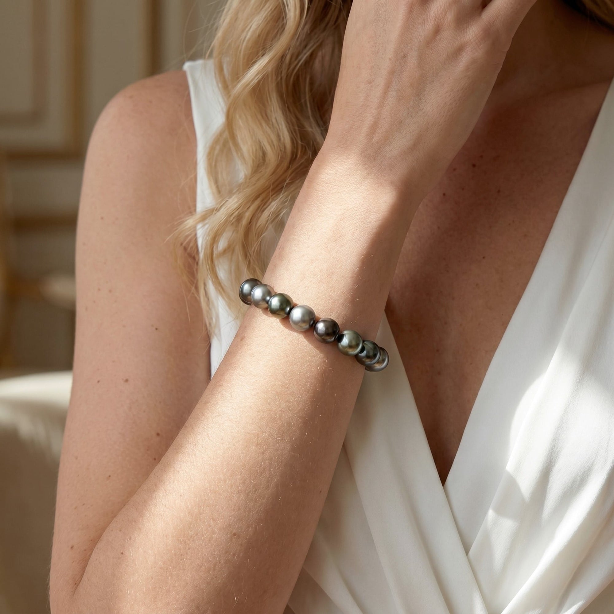Multi-Color Tahitian Pearl Bracelet, 9.0-10.0mm - AAAA Quality