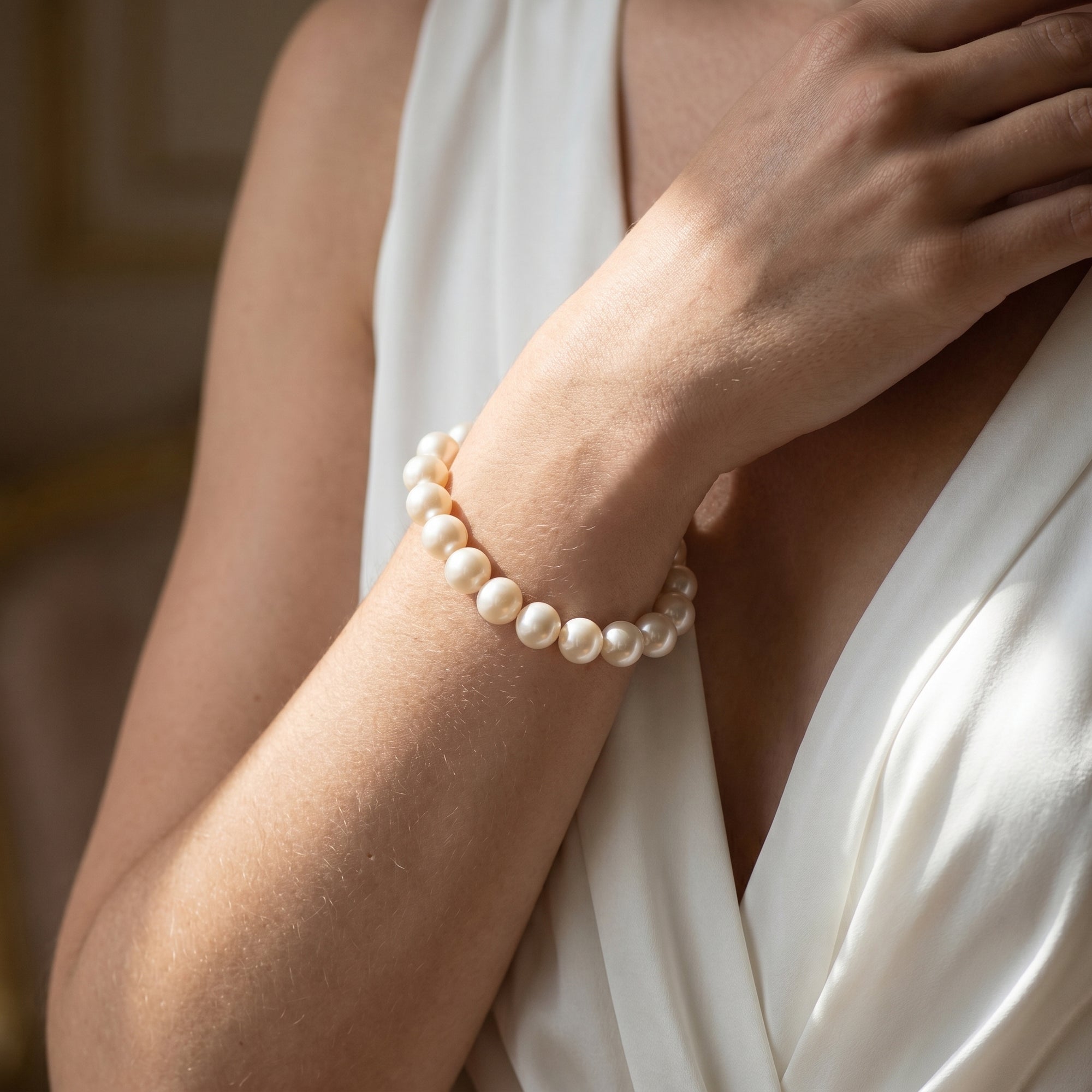 White South Sea Pearl Bracelet, 9.0-10.0mm - AAAA Quality