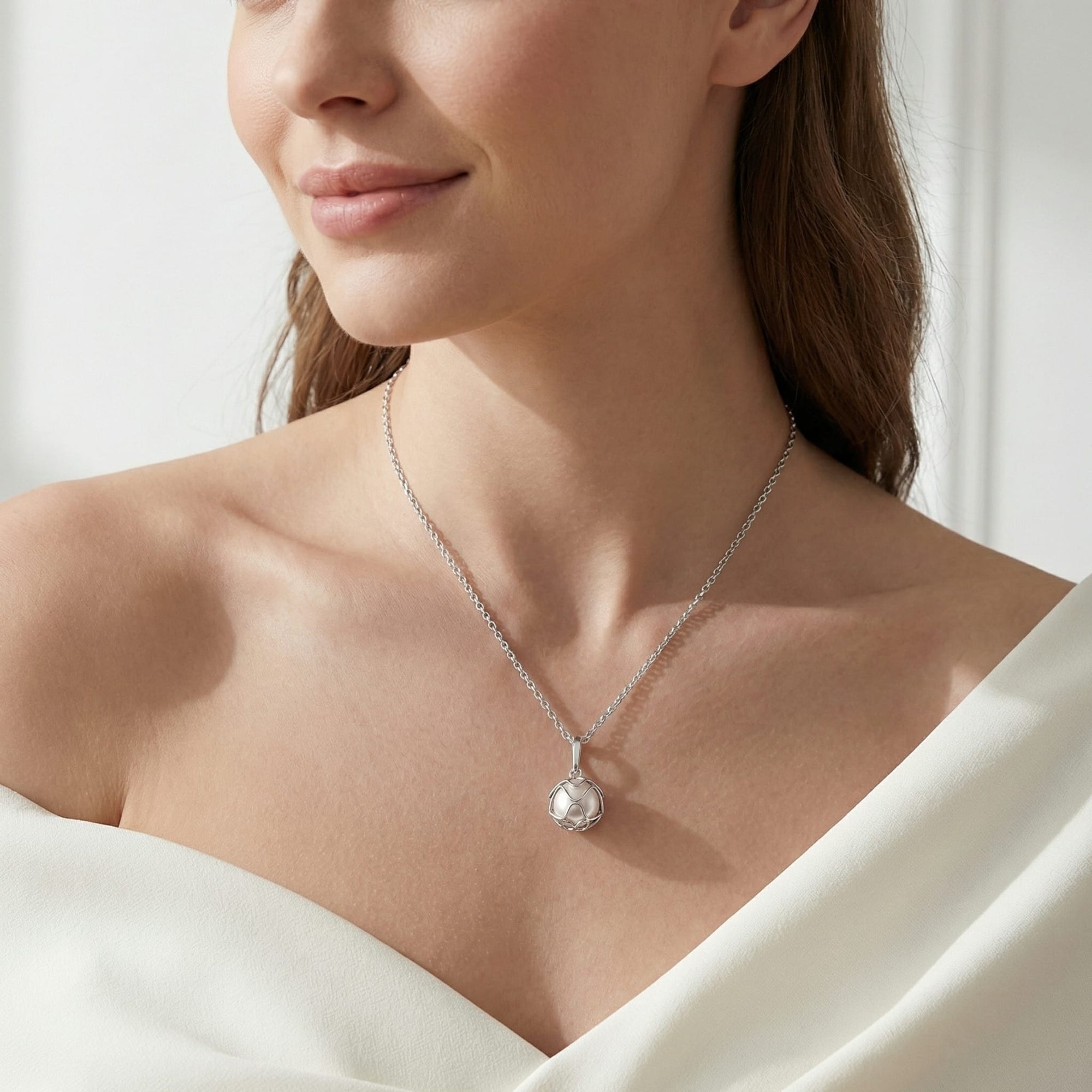 Japanese Akoya Pearl Cora Pendant