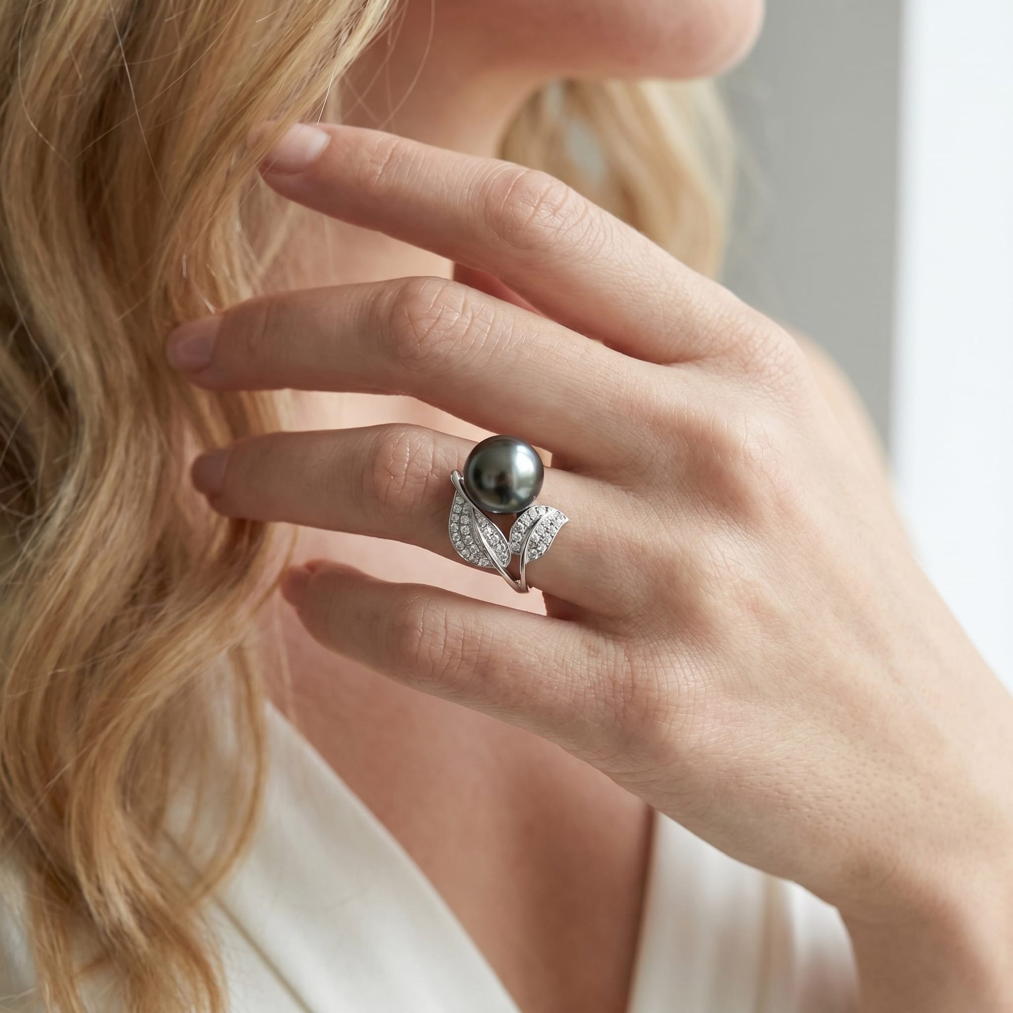 Black Tahitian Pearl & Diamond Hazakura Ring
