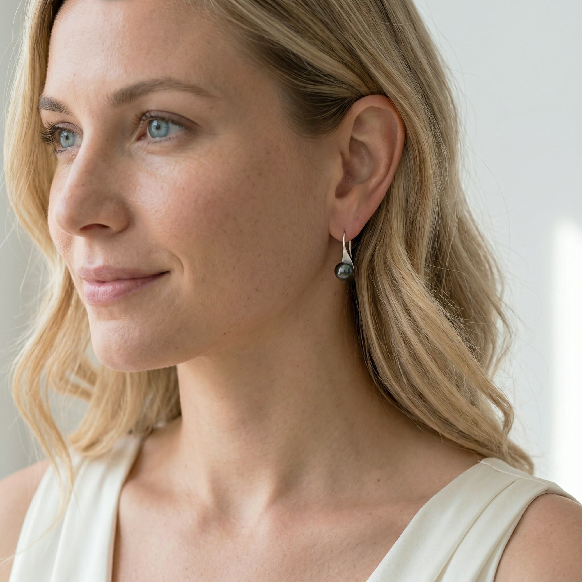Tahitian South Sea Pearl Gaby Earrings