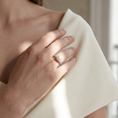 White South Sea Pearl & Diamond Papillon Ring