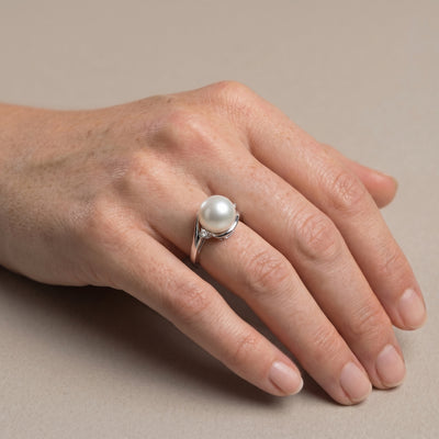 White South Sea Pearl & Diamond Sorbet Cocktail Ring