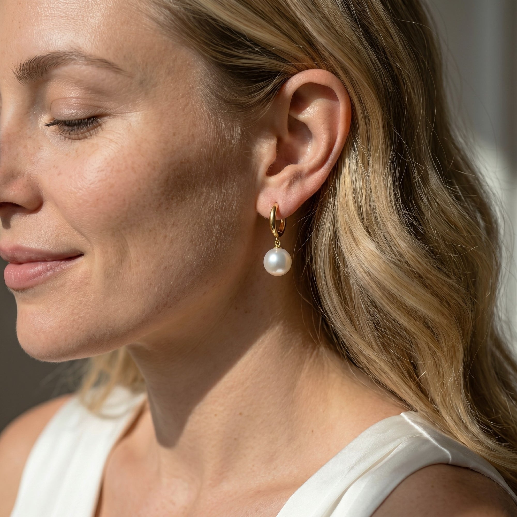 White South Sea Pearl Poise Hoop Earrings