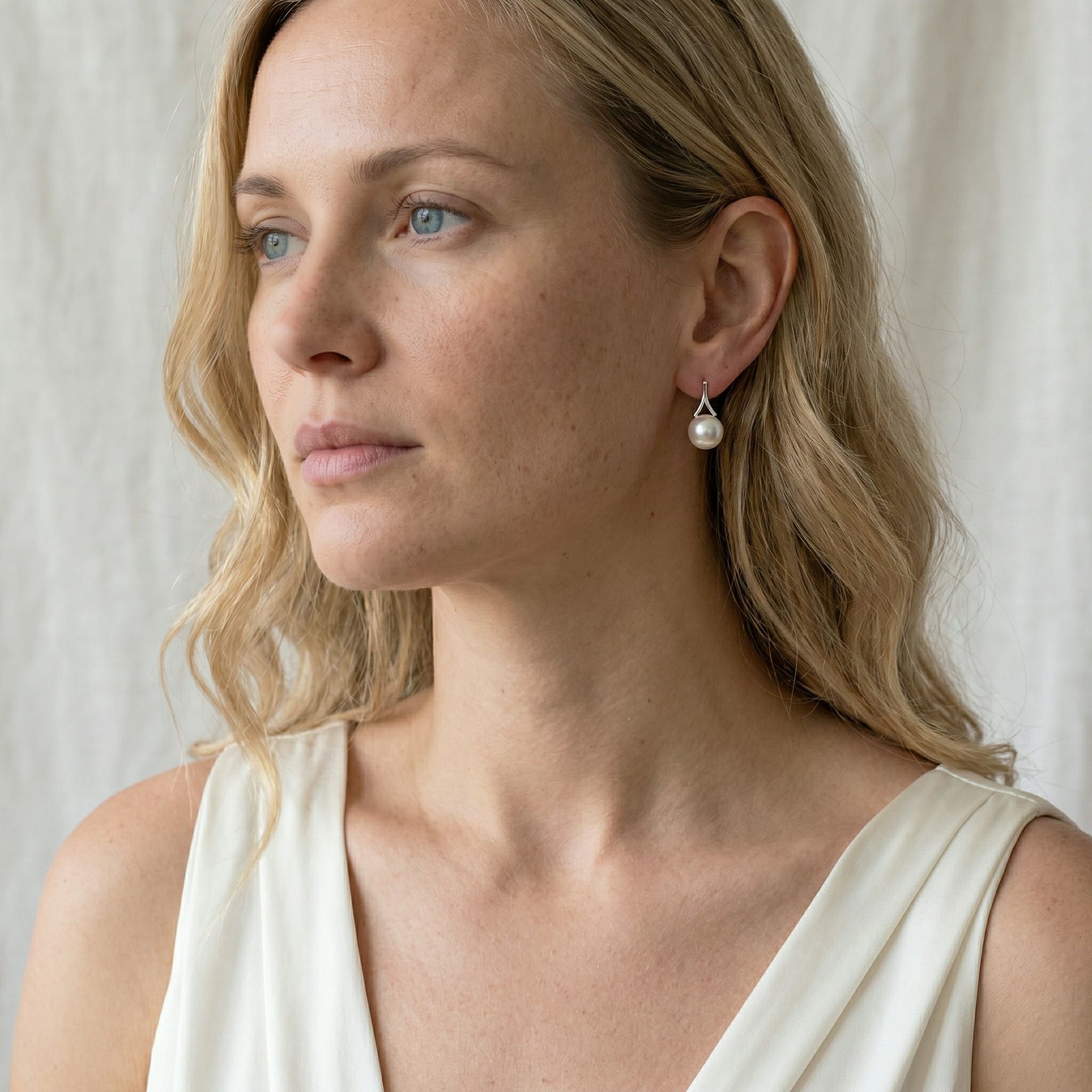 White South Sea Pearl Wren Earrings