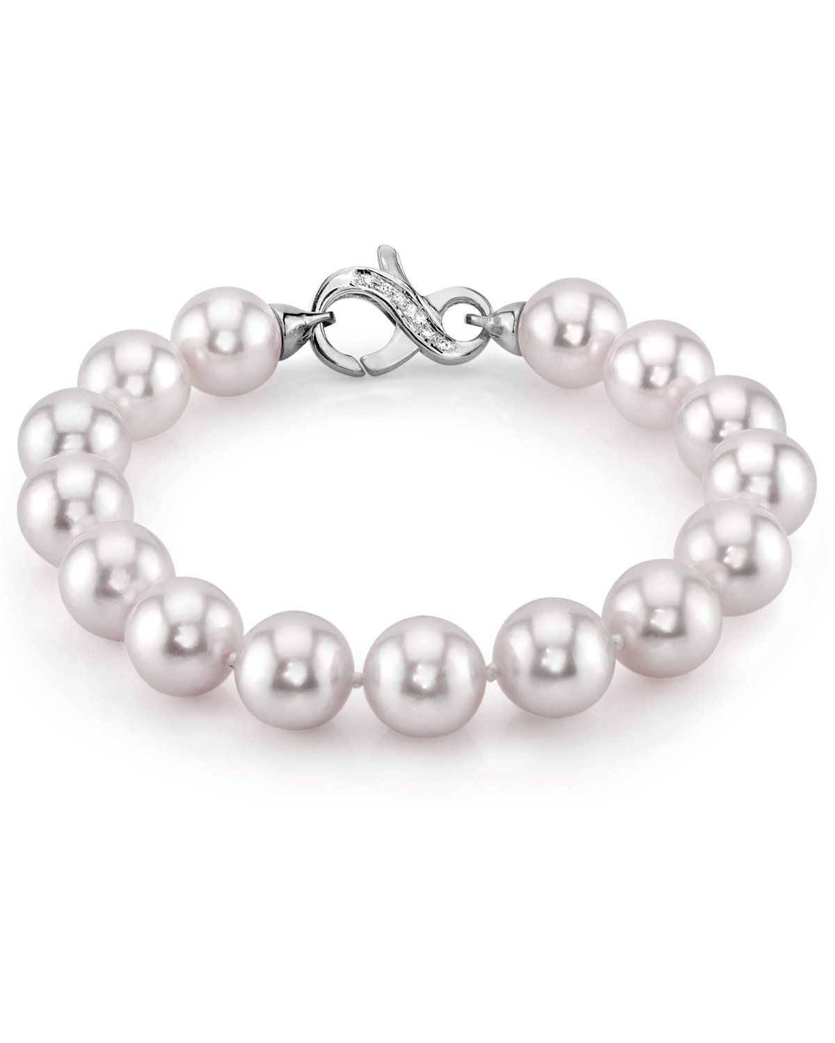 What woman doesn't love the perfect stack of bracelets? We love pairing our  One Pearl One Promise bracelet with just about everything i... | Instagram